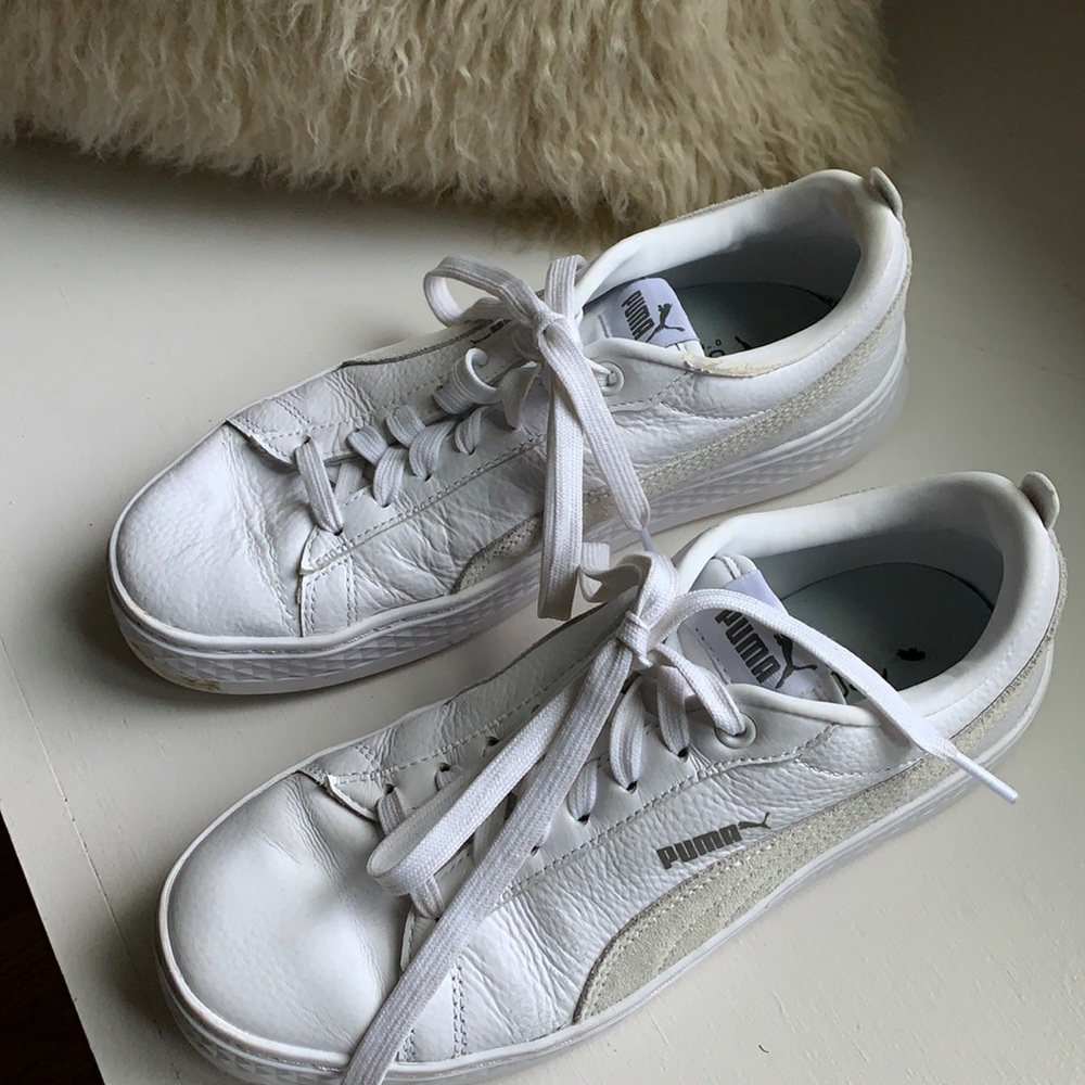 Puma tennis shoes